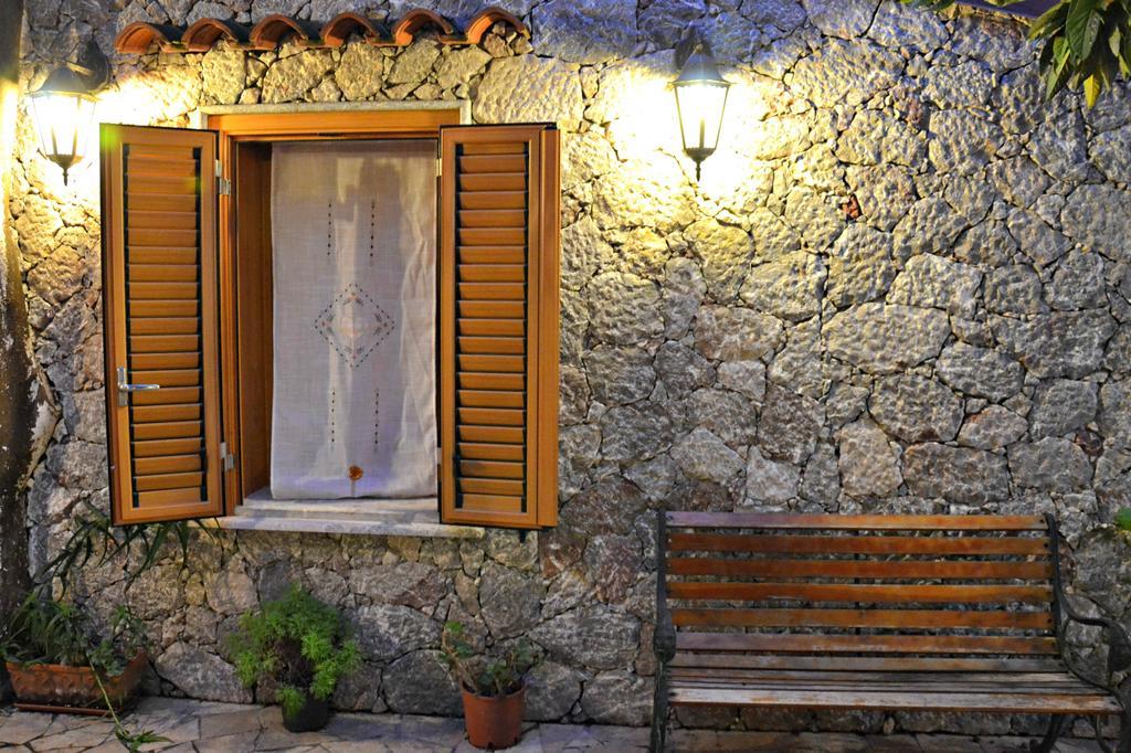 Giardino Del Sole Apartment Таормина Екстериор снимка